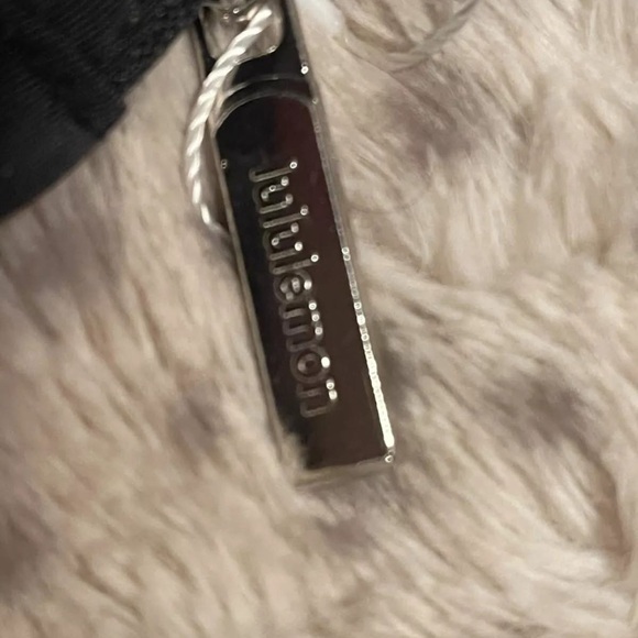 Lululemon waist bag - Picture 2 of 4